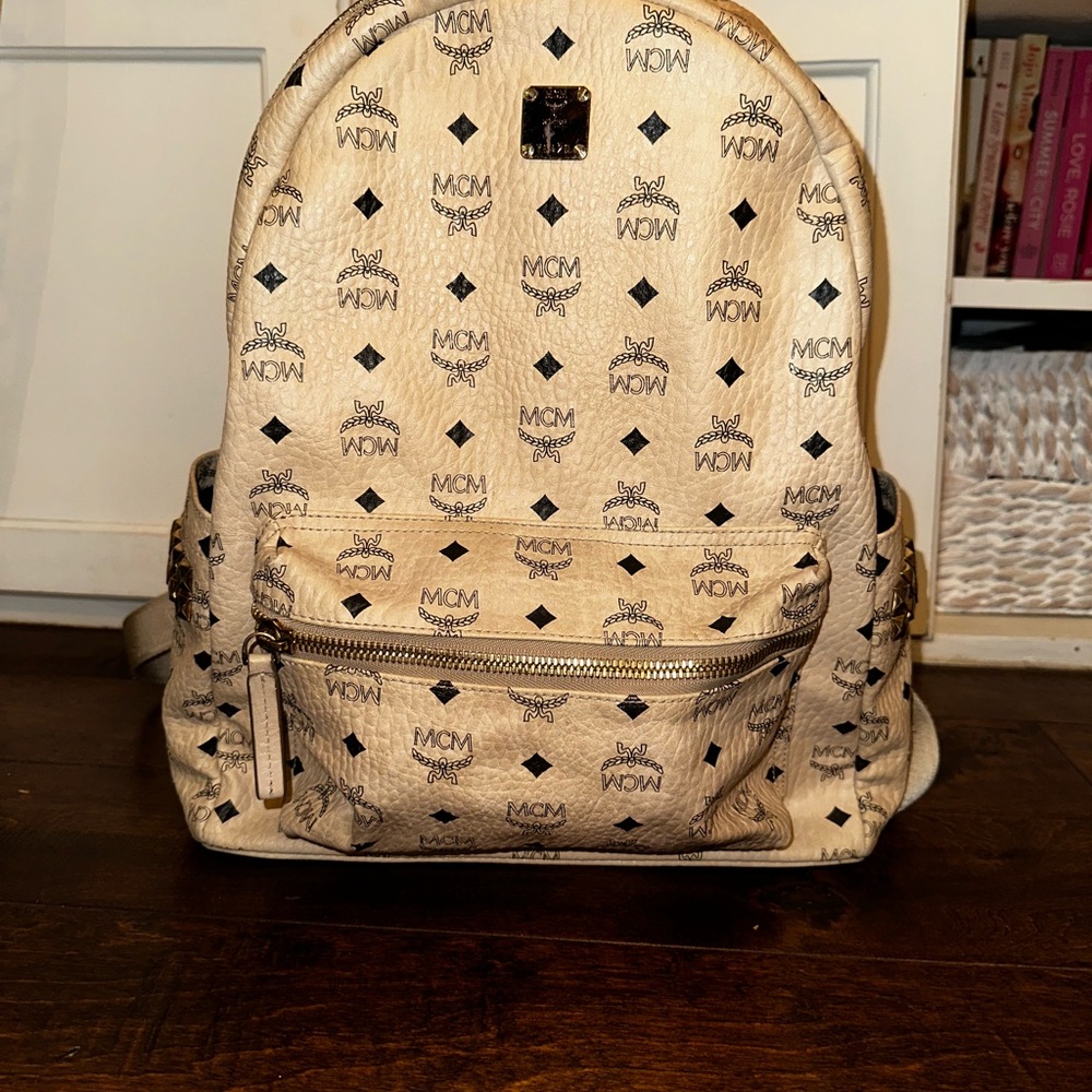 MCM backpack - Picture 9 of 16